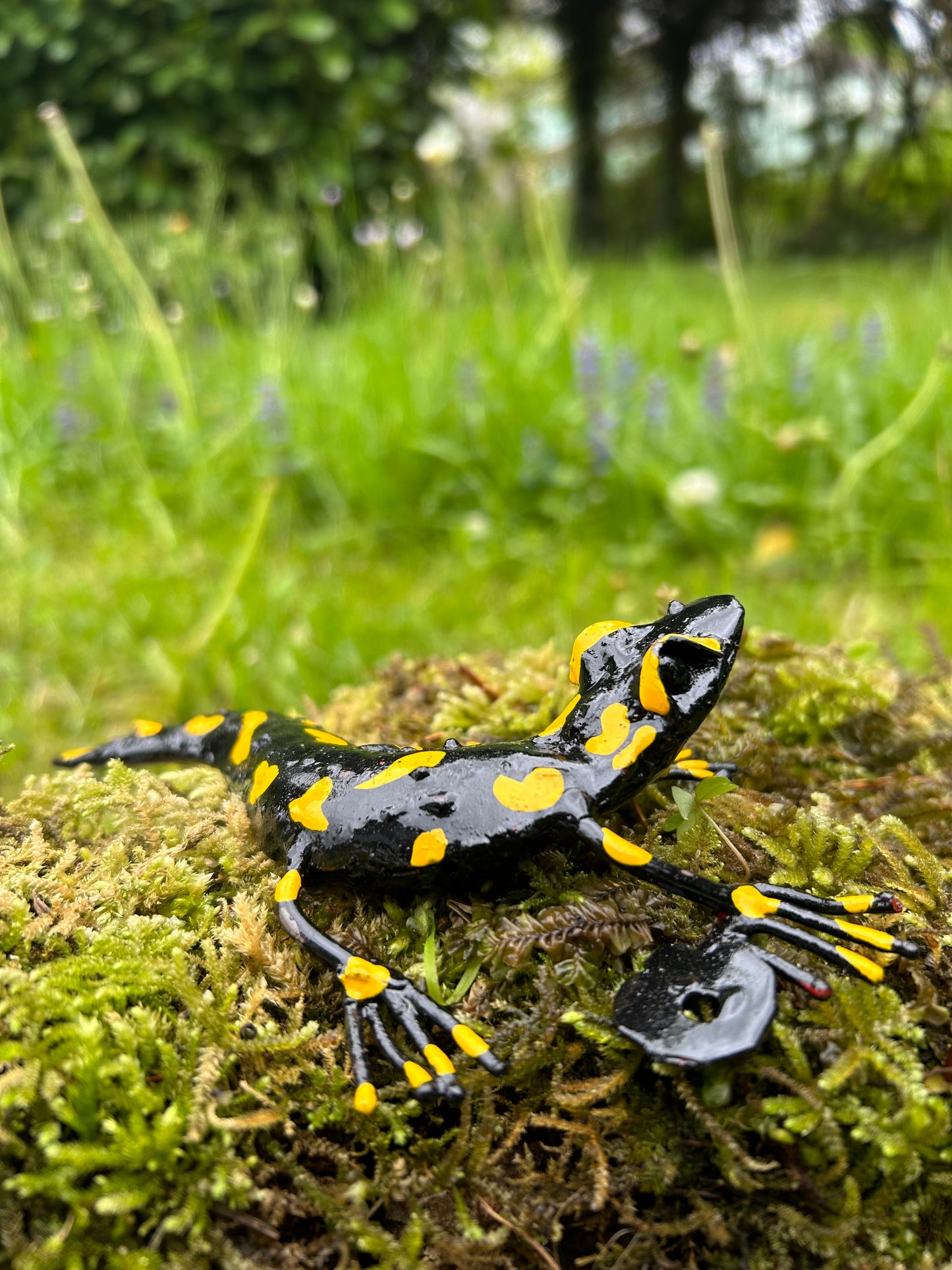 Feuersalamander Metall