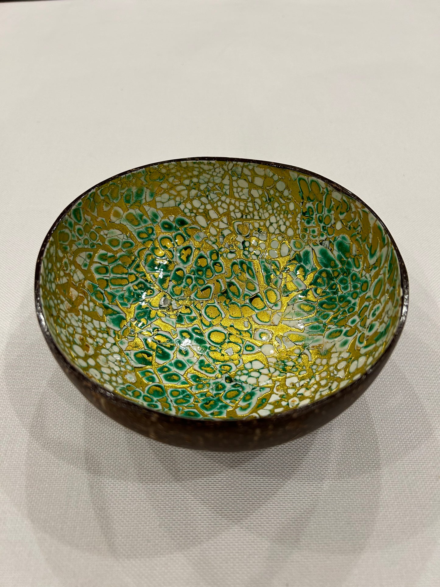 Glitzer Kokosnussschale grün