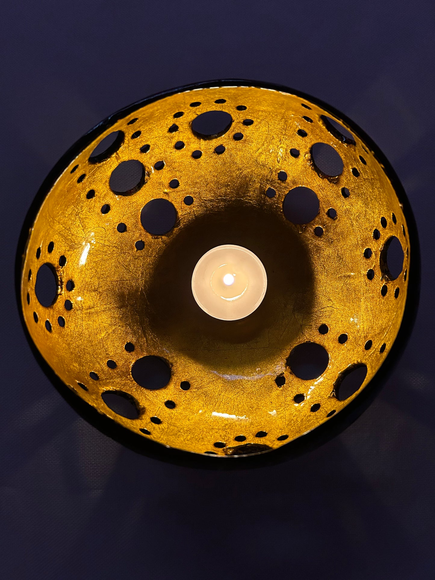 Kokosnuss-Kerzenhalter Gold