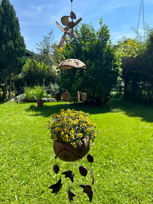 Windspiel/Blumenampel