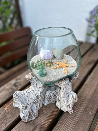 Glas auf Wurzelholz white-washed