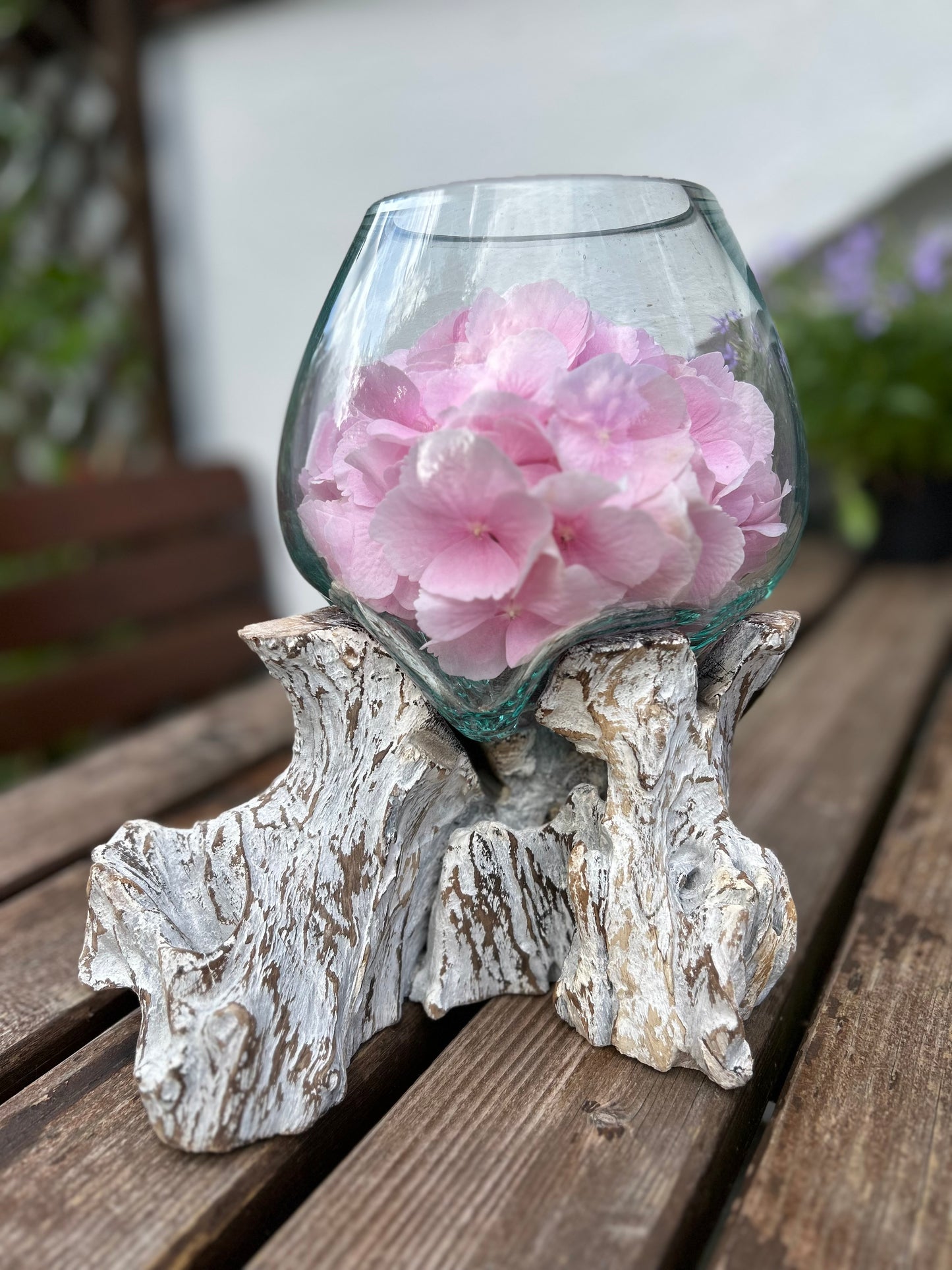 Glas auf Wurzelholz white-washed