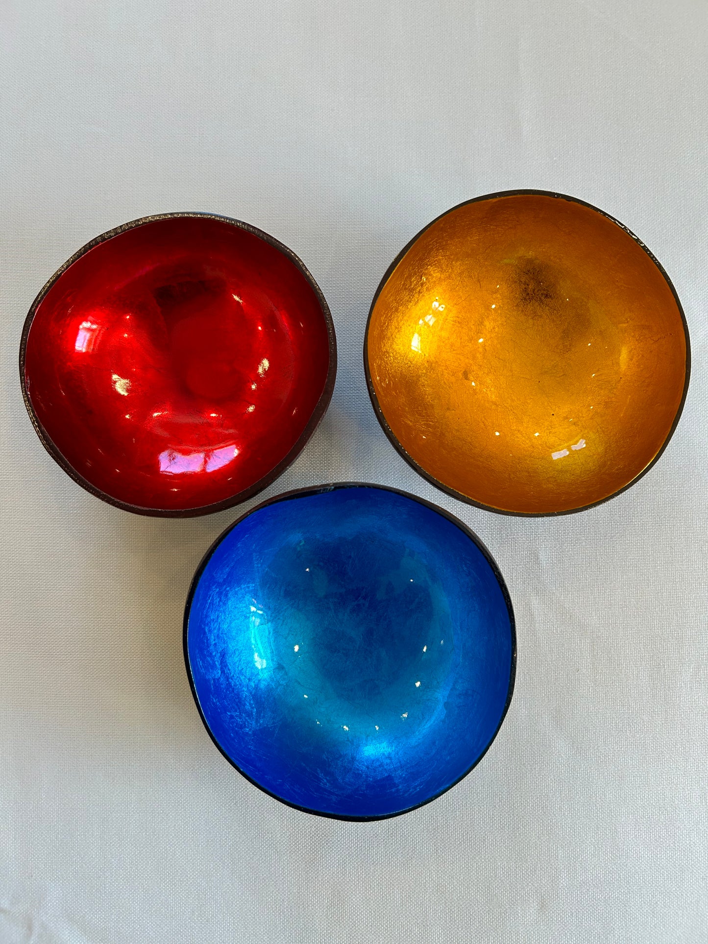 Kokosnussschale gold