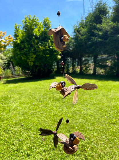 Windspiel Vogel mit Haus