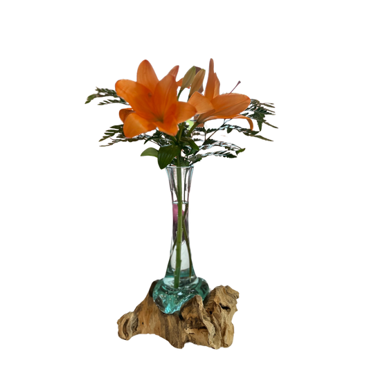 Vase auf Wurzelholz